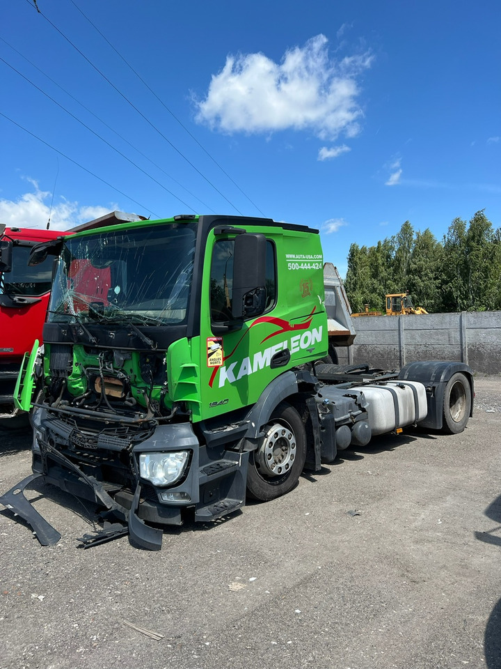 Mercedes-Benz Actros 1840 - Грузовик-шасси: фото 1 Mercedes-Benz Actros 1840 - Грузовик-шасси: фото 1