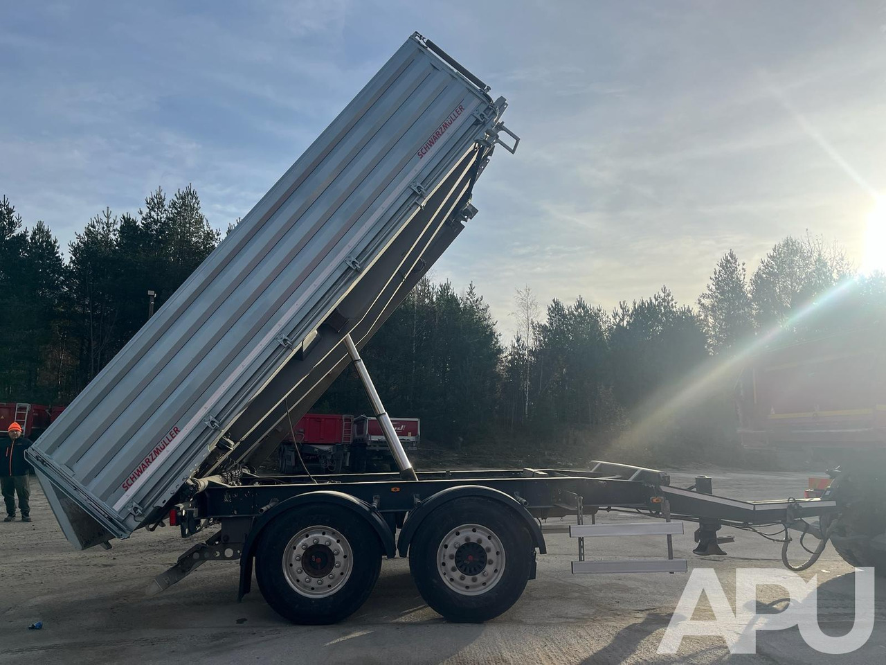 PRZYCZEPA SCHWARZMÜLLER - Самосвальный прицеп: фото 2 PRZYCZEPA SCHWARZMÜLLER - Самосвальный прицеп: фото 2