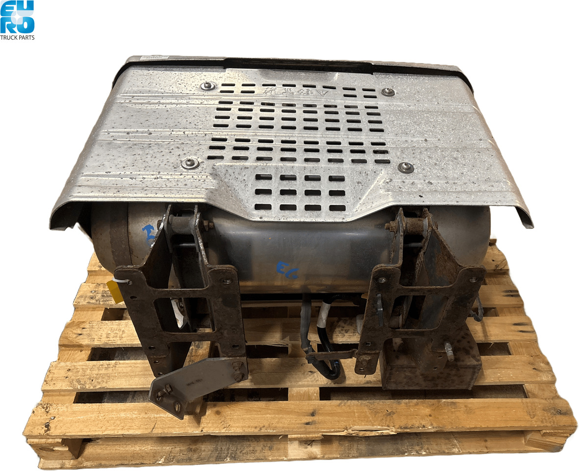 DAF LF45-55, E6 EXHAUST SILENCER USED + DEPOSIT 1708567U - Выхлопная труба для Грузовиков: фото 2 DAF LF45-55, E6 EXHAUST SILENCER USED + DEPOSIT 1708567U - Выхлопная труба для Грузовиков: фото 2