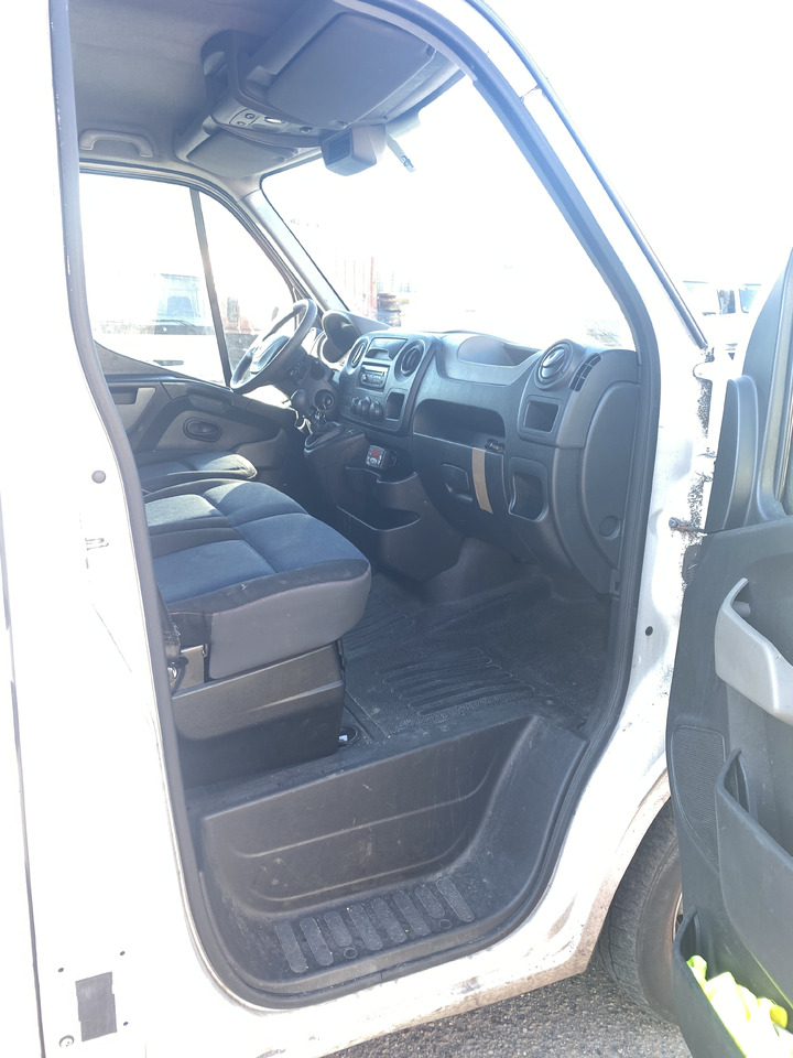 Фургон-рефрижератор для транспортировки пищевых продуктов RENAULT MASTER: фото 9 Фургон-рефрижератор для транспортировки пищевых продуктов RENAULT MASTER: фото 9