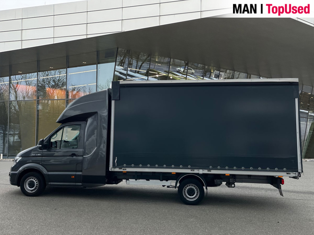 MAN TGE 3.180 4X2F SB - Малотоннажный бортовой грузовик: фото 2 MAN TGE 3.180 4X2F SB - Малотоннажный бортовой грузовик: фото 2