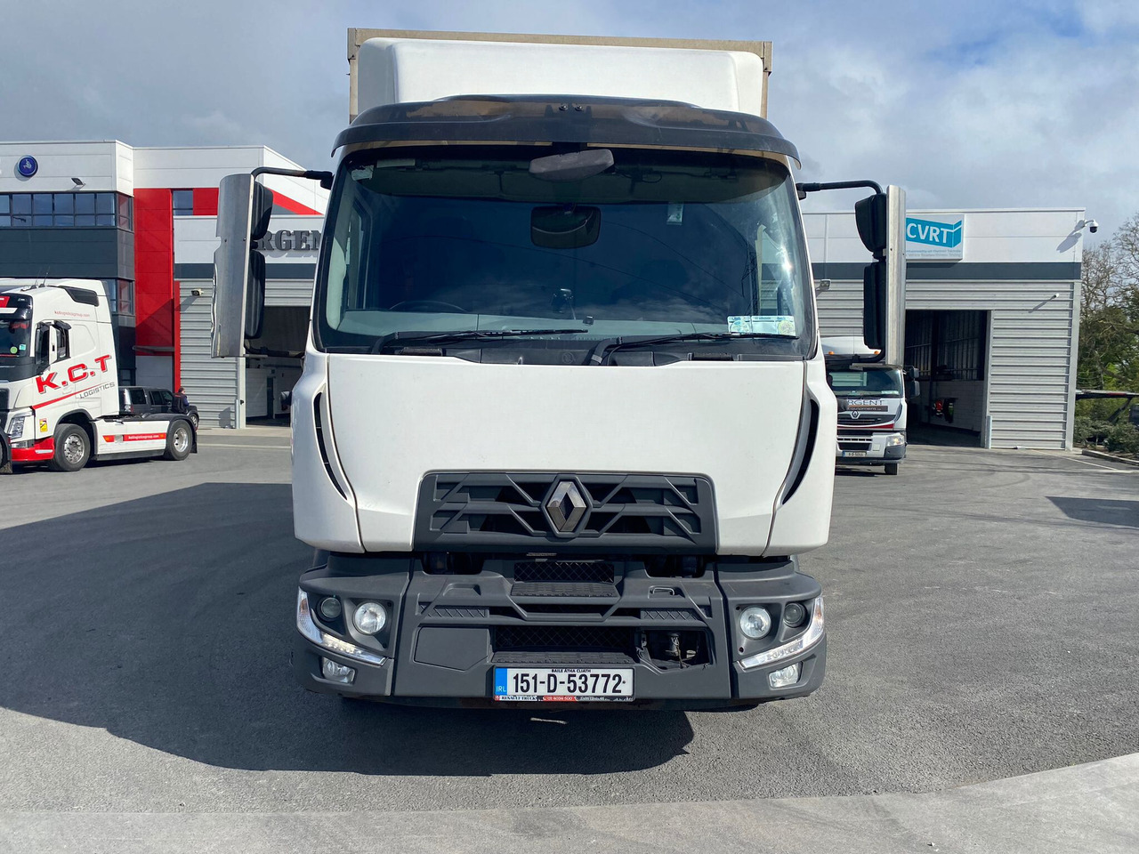 2015 Renault D Med 4×2 250 - Тентованный грузовик: фото 2 2015 Renault D Med 4×2 250 - Тентованный грузовик: фото 2