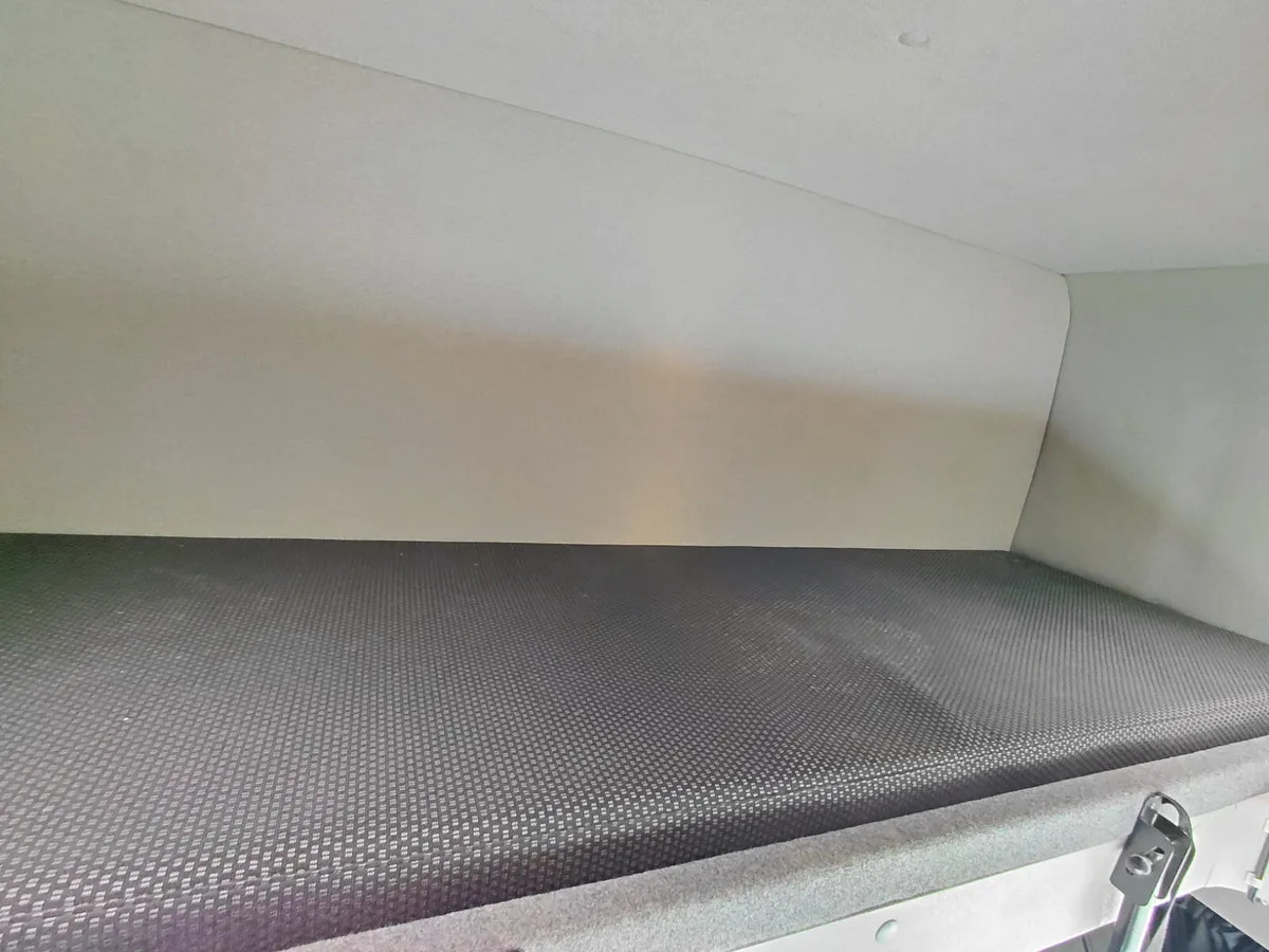 2017 Renault D12 4×2 Double Sleeper Curtainsider - Тентованный грузовик: фото 2 2017 Renault D12 4×2 Double Sleeper Curtainsider - Тентованный грузовик: фото 2