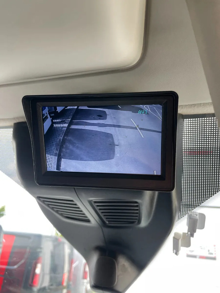 2021 Low Mileage Ford Transit 350L Trend - Цельнометаллический фургон: фото 2 2021 Low Mileage Ford Transit 350L Trend - Цельнометаллический фургон: фото 2