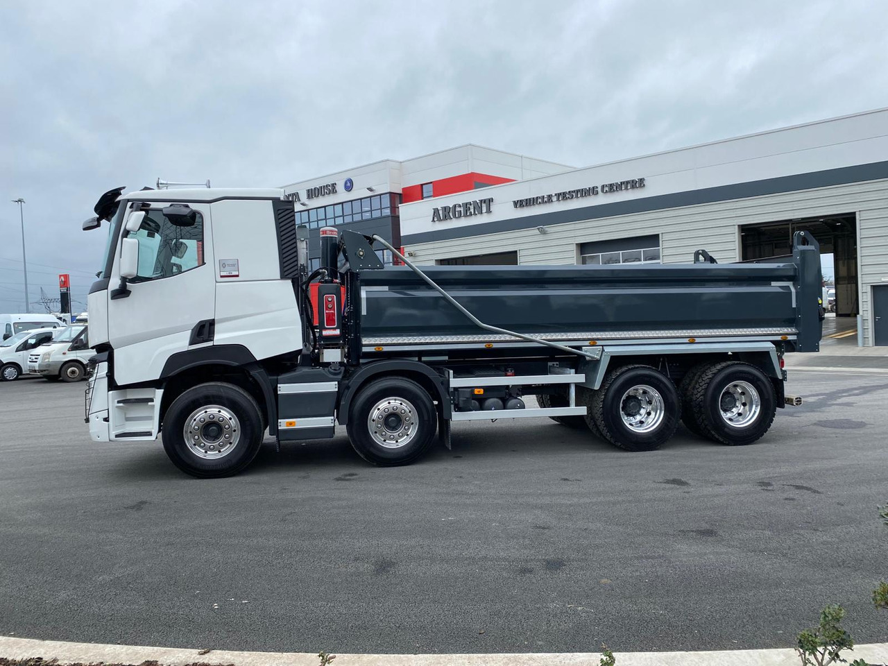 NEW Renault Trucks C Range Tipper - Самосвал: фото 4 NEW Renault Trucks C Range Tipper - Самосвал: фото 4