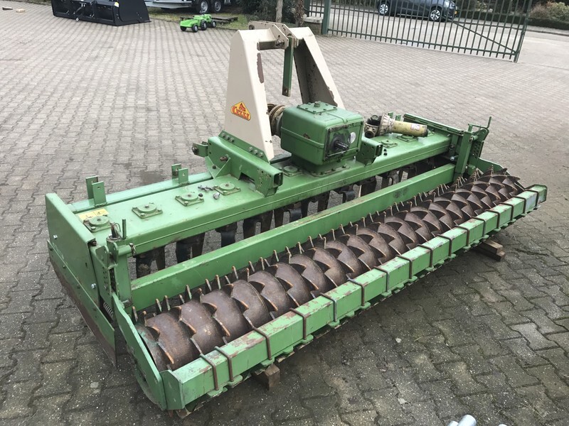 Celli rotorkopeg 3.00 m met pakkerrol - Активная борона: фото 3 Celli rotorkopeg 3.00 m met pakkerrol - Активная борона: фото 3