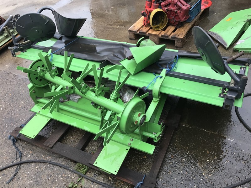 Deutz-Fahr TC 25 kneuzer - Косилка: фото 1 Deutz-Fahr TC 25 kneuzer - Косилка: фото 1