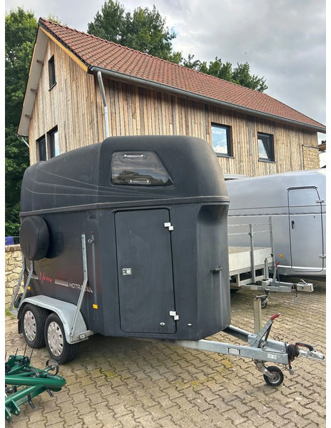 Hotrarijs Hotra E-force 2-Paards polyester trailer - Прицеп-коневоз: фото 2 Hotrarijs Hotra E-force 2-Paards polyester trailer - Прицеп-коневоз: фото 2