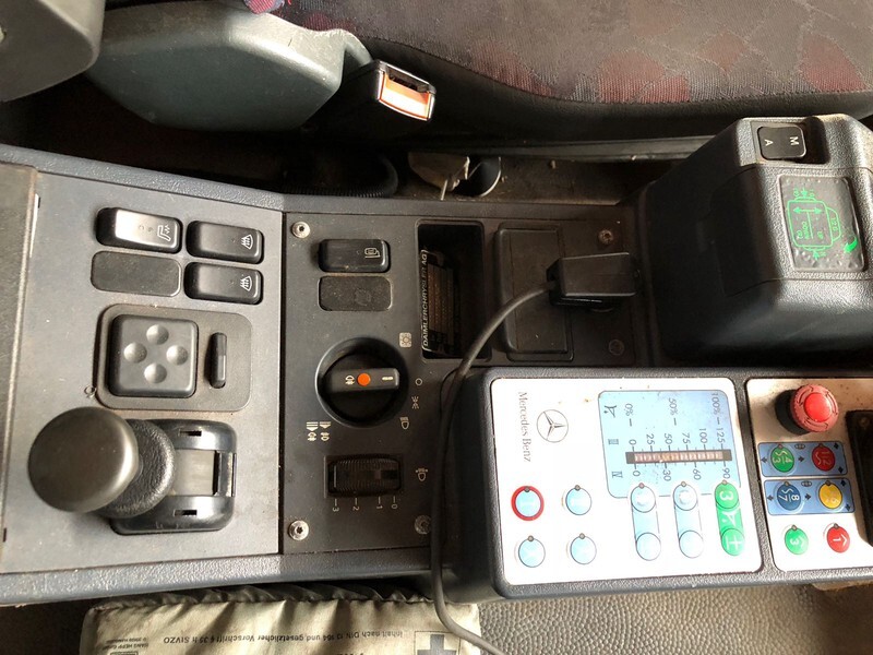 Грузовик бортовой/ Платформа, Коммунальная/ Специальная техника Mercedes-Benz Unimog U400: фото 9 Грузовик бортовой/ Платформа, Коммунальная/ Специальная техника Mercedes-Benz Unimog U400: фото 9