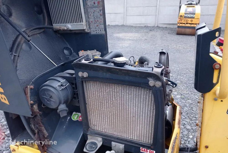 Каток Bomag BW 100: фото 10