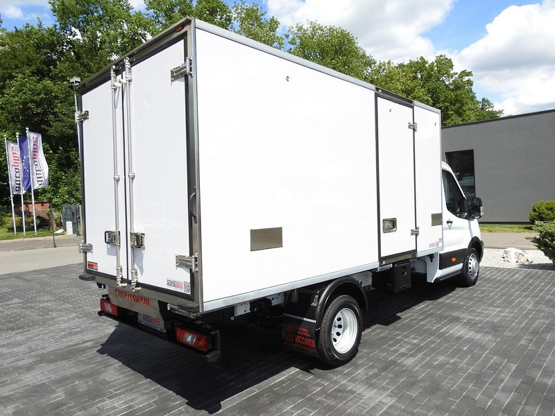 Ford TRANSIT CHŁODNIA KONTENER 0*C ZASILANIE 230V TEMPOMAT KLIMATYZAC - Фургон-рефрижератор: фото 3 Ford TRANSIT CHŁODNIA KONTENER 0*C ZASILANIE 230V TEMPOMAT KLIMATYZAC - Фургон-рефрижератор: фото 3