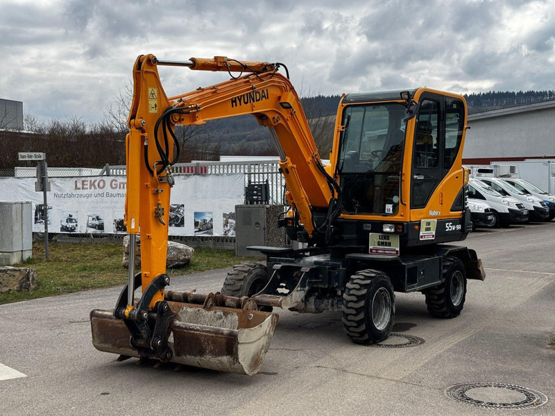 Hyundai Robex 55W-9A - Колёсный экскаватор: фото 5 Hyundai Robex 55W-9A - Колёсный экскаватор: фото 5