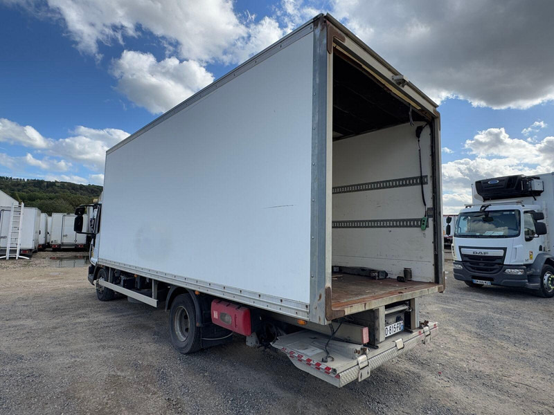 Iveco 100 E 18 nur für Teile - Грузовик с закрытым кузовом: фото 5 Iveco 100 E 18 nur für Teile - Грузовик с закрытым кузовом: фото 5