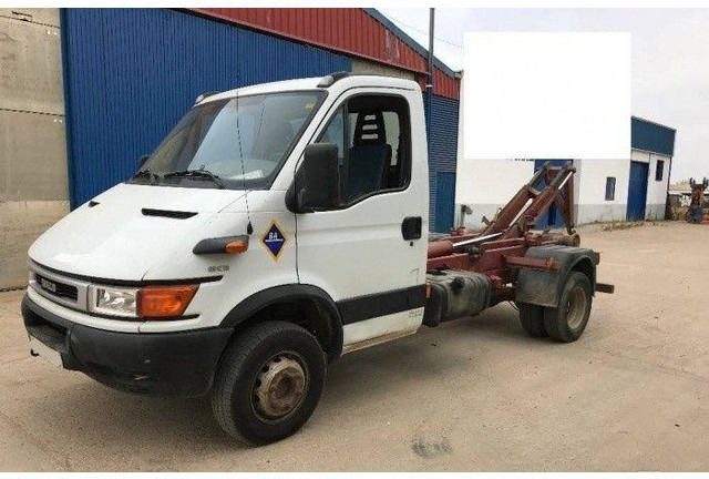 Iveco 65C15 Hook lift truck - Крюковой мультилифт: фото 2 Iveco 65C15 Hook lift truck - Крюковой мультилифт: фото 2