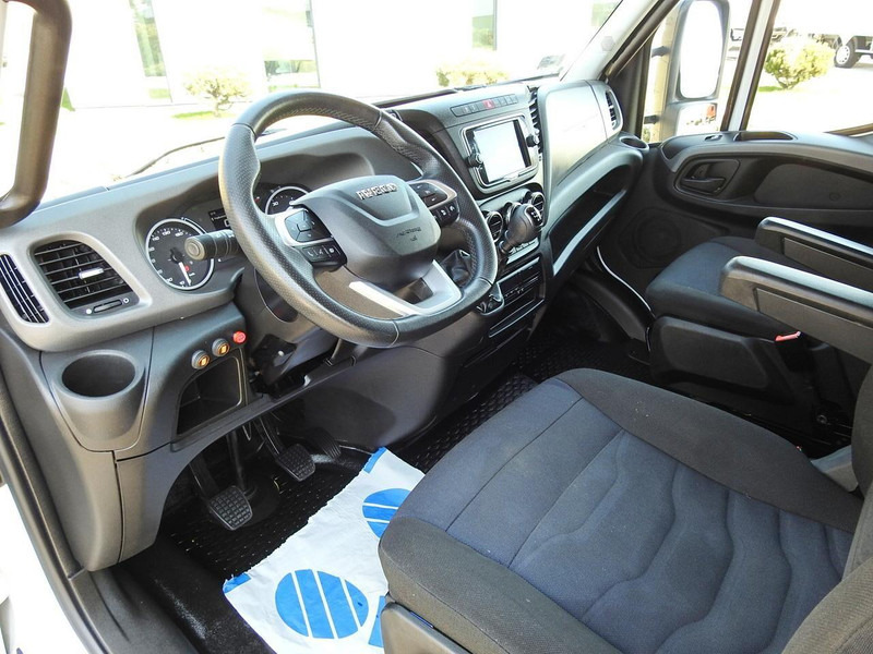 Iveco DAILY 70C18 KONTENER WINDA 14 PALET WEBASTO TEMPOMAT NAWIGACJA L - Грузовик с закрытым кузовом: фото 2 Iveco DAILY 70C18 KONTENER WINDA 14 PALET WEBASTO TEMPOMAT NAWIGACJA L - Грузовик с закрытым кузовом: фото 2