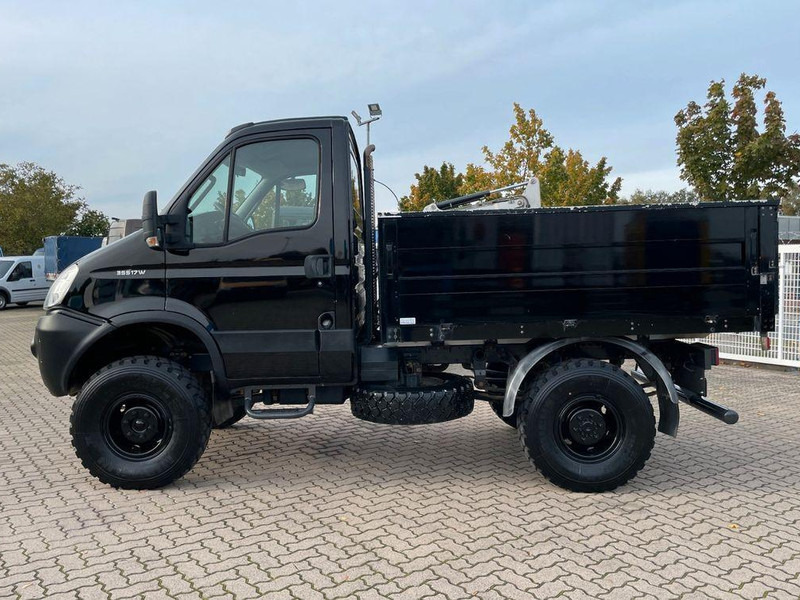 Iveco Daily 35S17 Flatbed 4x4 - Малотоннажный бортовой грузовик: фото 2 Iveco Daily 35S17 Flatbed 4x4 - Малотоннажный бортовой грузовик: фото 2