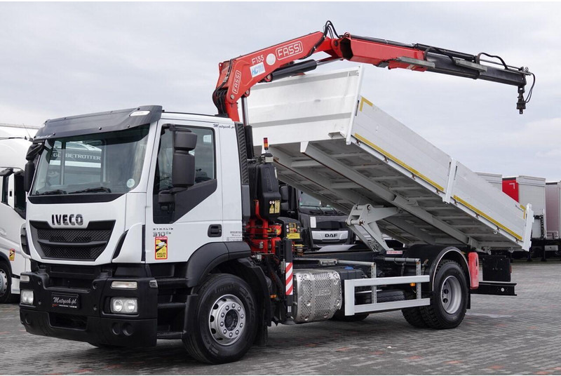 Iveco STRALIS / 310 / 4x2 /WYWROTKA - 5,3 M / HDS FASSI 135 - 8 M / E - Самосвал: фото 1 Iveco STRALIS / 310 / 4x2 /WYWROTKA - 5,3 M / HDS FASSI 135 - 8 M / E - Самосвал: фото 1