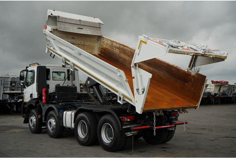 Iveco X-WAY 480 / 8X4 / WYWROTKA DWUSTRONNA / HYDROBURTA / HYDROKLAPA - Самосвал: фото 4 Iveco X-WAY 480 / 8X4 / WYWROTKA DWUSTRONNA / HYDROBURTA / HYDROKLAPA - Самосвал: фото 4