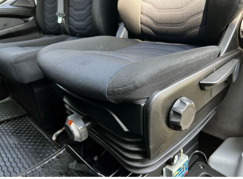 Коммерческий автомобиль Iveco Daily 35S18 Autotransporter New Model One Owner: фото 9