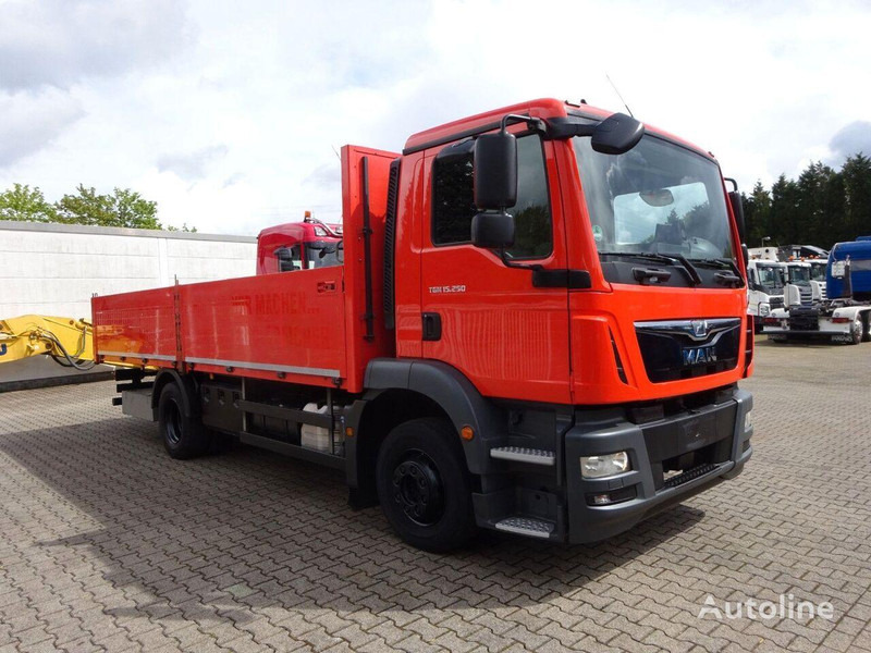MAN 15.250 TGM Flatbed - Грузовик бортовой/ Платформа: фото 4 MAN 15.250 TGM Flatbed - Грузовик бортовой/ Платформа: фото 4