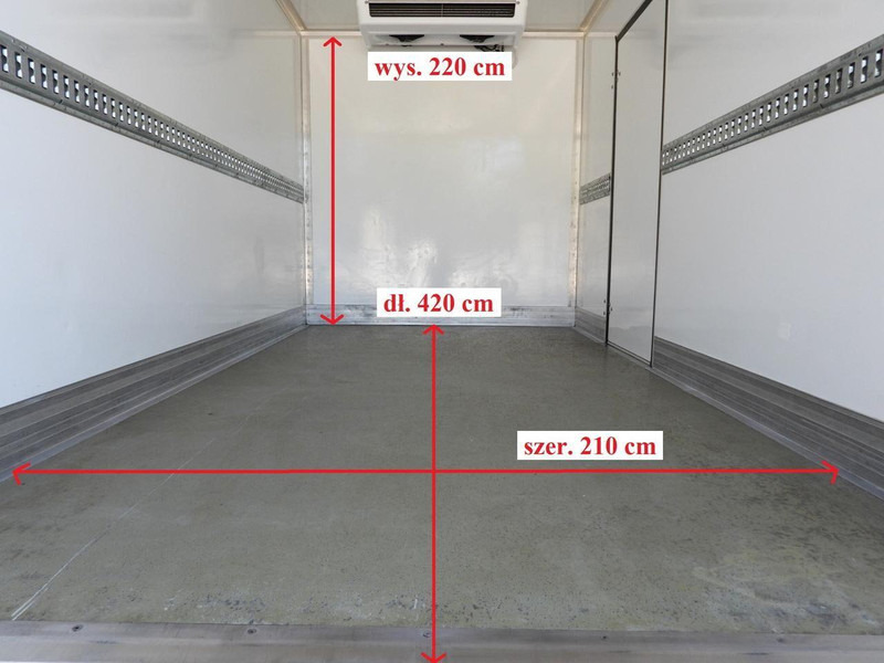 Фургон-рефрижератор MAN TGE 3.140 CHŁODNIA KONTENER -1*C 8 PALET FUNKCJA GRZANIA TEMPOMA: фото 12 Фургон-рефрижератор MAN TGE 3.140 CHŁODNIA KONTENER -1*C 8 PALET FUNKCJA GRZANIA TEMPOMA: фото 12