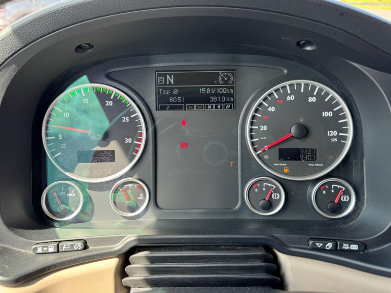 Грузовик с закрытым кузовом MAN TGL 12.180 BL Beverage truck: фото 7