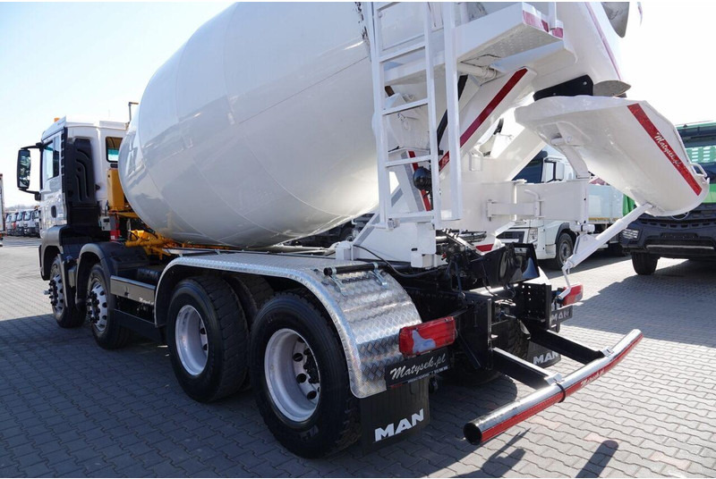 Автобетоносмеситель MAN TGS 32.420 / 8x4 / BETONOMIESZARKA IMER / GRUSZKA 9M3 / 2018 RO: фото 13 Автобетоносмеситель MAN TGS 32.420 / 8x4 / BETONOMIESZARKA IMER / GRUSZKA 9M3 / 2018 RO: фото 13