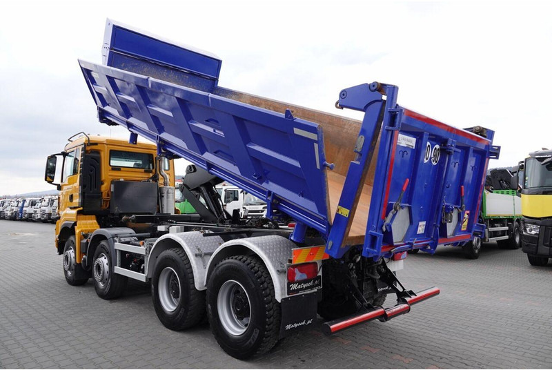 MAN TGS 35.500 / 8x4 / WYWROTKA / HYDROBURTA / BORDMATIK / NAVI / 20 - Самосвал: фото 4 MAN TGS 35.500 / 8x4 / WYWROTKA / HYDROBURTA / BORDMATIK / NAVI / 20 - Самосвал: фото 4