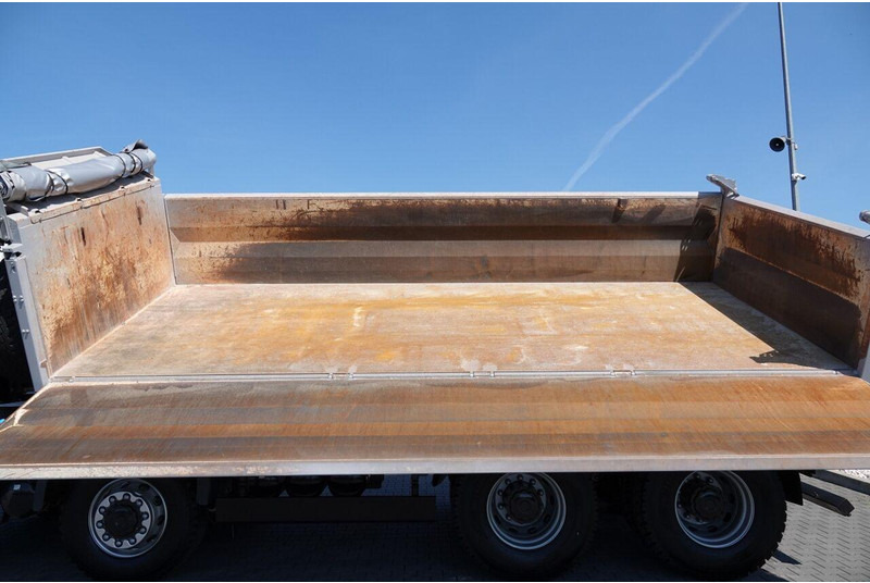 Самосвал MAN TGS 41.510 / 8x6 / WYWROTKA / 3 STRONNA / BORDMATIC / HYDROBURTA: фото 18 Самосвал MAN TGS 41.510 / 8x6 / WYWROTKA / 3 STRONNA / BORDMATIC / HYDROBURTA: фото 18