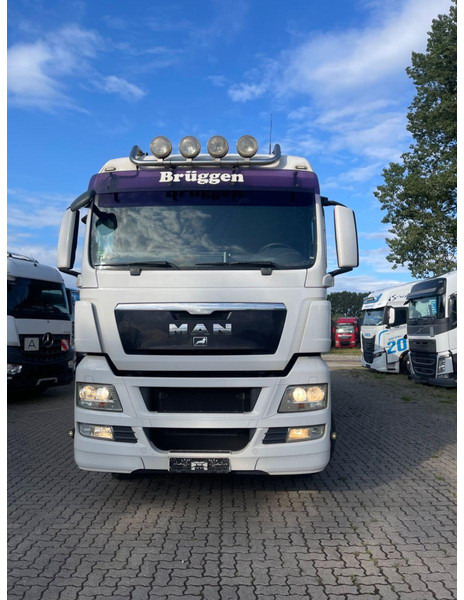 MAN TGX 26.400 6x2-2 LL 3 Stück Finkl Hubdach - Грузовик для перевозки животных: фото 3 MAN TGX 26.400 6x2-2 LL 3 Stück Finkl Hubdach - Грузовик для перевозки животных: фото 3