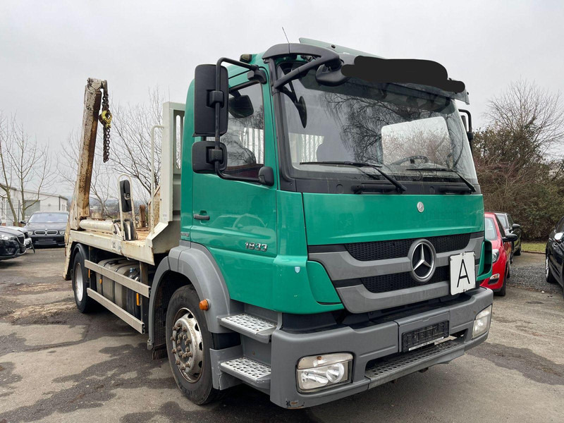 Mercedes-Benz 1833 Absetzkipper Bluetec 5 Klima 2 Hand Orig Km - Грузовик-контейнеровоз/ Сменный кузов, Автоманипулятор: фото 1 Mercedes-Benz 1833 Absetzkipper Bluetec 5 Klima 2 Hand Orig Km - Грузовик-контейнеровоз/ Сменный кузов, Автоманипулятор: фото 1