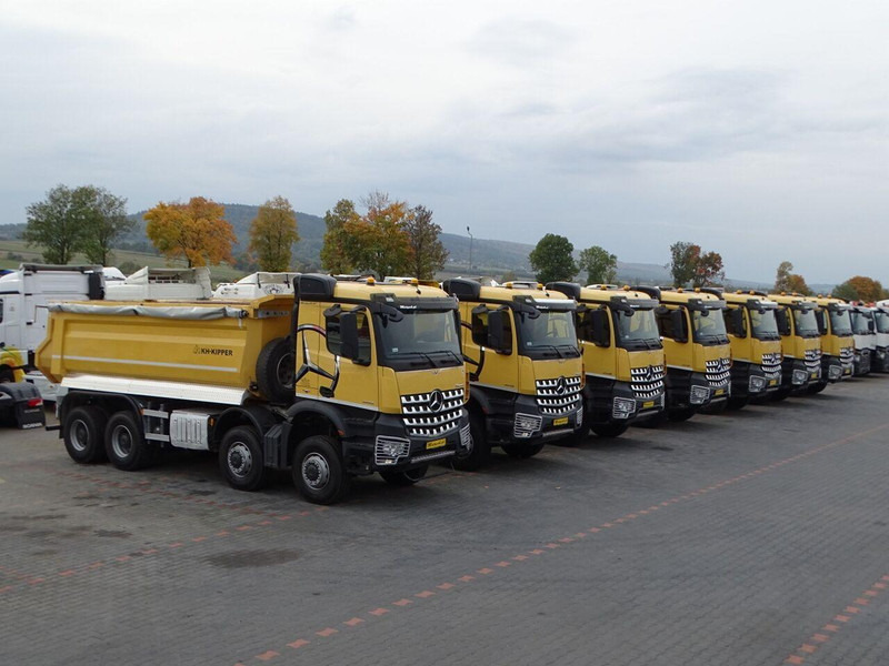 Mercedes-Benz AROCS 4145 / 8x8 / WYWROTKA TYLNOZSYPOWA / KH KIPPER / EURO 6 - Самосвал: фото 3 Mercedes-Benz AROCS 4145 / 8x8 / WYWROTKA TYLNOZSYPOWA / KH KIPPER / EURO 6 - Самосвал: фото 3