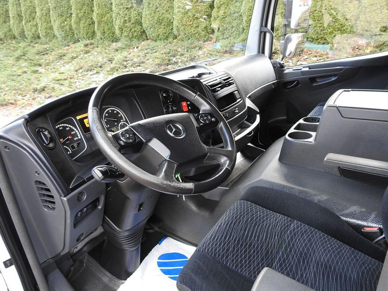 Mercedes-Benz ATEGO 12.24 KONTENER WINDA 18 PALET TEMPOMAT KLIMATYZACJA AUTOMA - Грузовик с закрытым кузовом: фото 2 Mercedes-Benz ATEGO 12.24 KONTENER WINDA 18 PALET TEMPOMAT KLIMATYZACJA AUTOMA - Грузовик с закрытым кузовом: фото 2