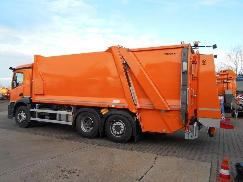 Mercedes-Benz Actros 2536 - Garbage truck - Мусоровоз: фото 4 Mercedes-Benz Actros 2536 - Garbage truck - Мусоровоз: фото 4