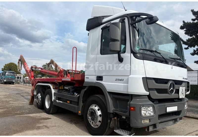 Mercedes-Benz Actros 2541 - Meiller AK 16 T Absetzkipper - Портальный бункеровоз: фото 4 Mercedes-Benz Actros 2541 - Meiller AK 16 T Absetzkipper - Портальный бункеровоз: фото 4