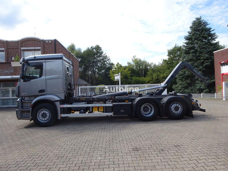 Mercedes-Benz Actros 2545 Hook lift truck 6x2 - Крюковой мультилифт, Автоманипулятор: фото 4 Mercedes-Benz Actros 2545 Hook lift truck 6x2 - Крюковой мультилифт, Автоманипулятор: фото 4