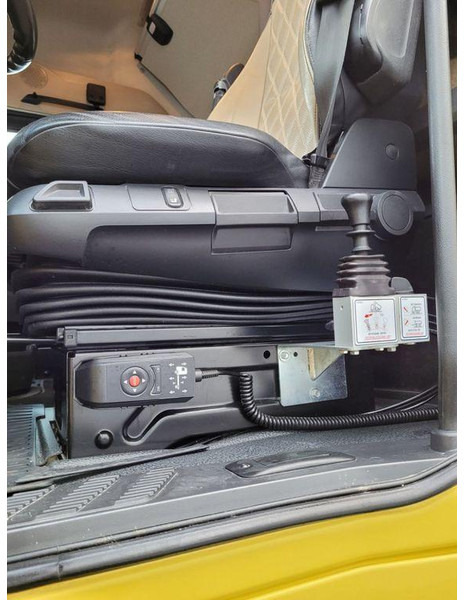 Самосвал Mercedes-Benz Actros 2551: фото 16 Самосвал Mercedes-Benz Actros 2551: фото 16