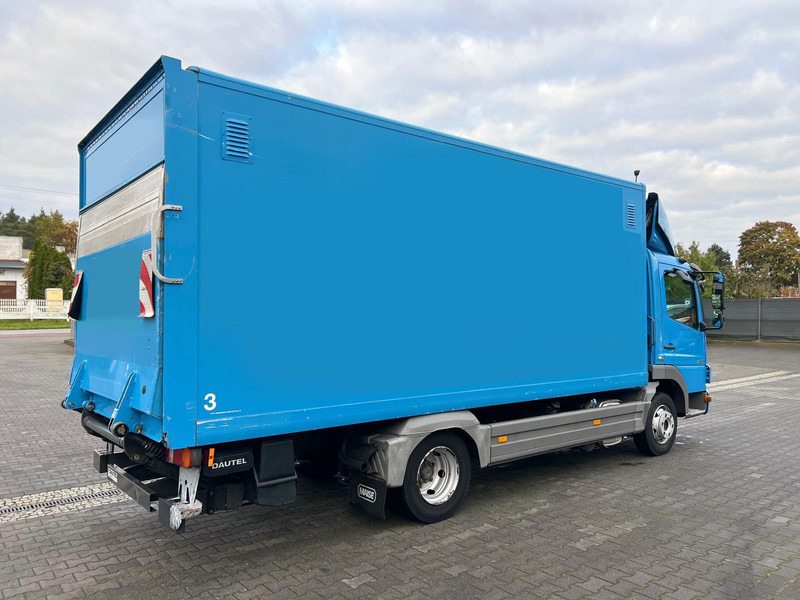 Mercedes-Benz Atego 818 BOX CONTAINER + LIFT 1.HAND (DE) - Грузовик с закрытым кузовом: фото 4 Mercedes-Benz Atego 818 BOX CONTAINER + LIFT 1.HAND (DE) - Грузовик с закрытым кузовом: фото 4