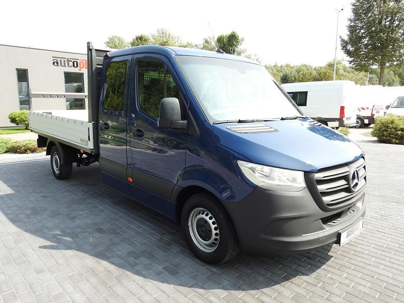 Mercedes-Benz SPRINTER 316 SKRZYNIA PODWÓJNA KABINA DOKA 7 MIEJSC KLIMATYZACJA - Самосвал: фото 4 Mercedes-Benz SPRINTER 316 SKRZYNIA PODWÓJNA KABINA DOKA 7 MIEJSC KLIMATYZACJA - Самосвал: фото 4