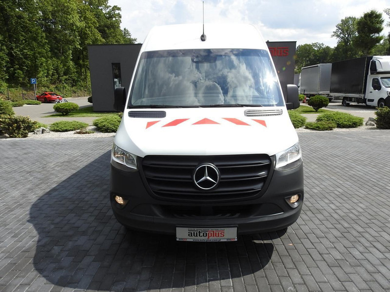 Mercedes-Benz SPRINTER FURGON BRYGADÓWKA 5 MIEJSC TEMPOMAT NAWIGACJA KLIMATYZ - Микроавтобус, Пассажирский фургон: фото 5 Mercedes-Benz SPRINTER FURGON BRYGADÓWKA 5 MIEJSC TEMPOMAT NAWIGACJA KLIMATYZ - Микроавтобус, Пассажирский фургон: фото 5