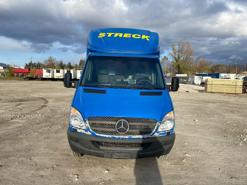 Mercedes-Benz Sprinter 519 - BE Mini Trekker - SZM - 3.5t - Малотоннажный седельный тягач: фото 3 Mercedes-Benz Sprinter 519 - BE Mini Trekker - SZM - 3.5t - Малотоннажный седельный тягач: фото 3