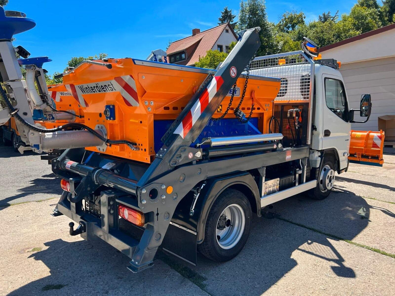 Mitsubishi Fuso Canter 6S15 - Skip loader truck - Портальный бункеровоз: фото 3 Mitsubishi Fuso Canter 6S15 - Skip loader truck - Портальный бункеровоз: фото 3