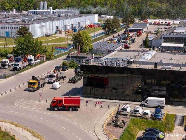 Renault MIDLUM 4x4 DOKA Brigade Double Cabin Camper - Грузовик-шасси, Автоманипулятор: фото 2 Renault MIDLUM 4x4 DOKA Brigade Double Cabin Camper - Грузовик-шасси, Автоманипулятор: фото 2