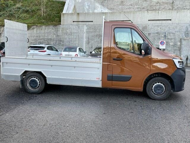 Renault Master 150 dci - plató + rámpa - Малотоннажный бортовой грузовик: фото 4 Renault Master 150 dci - plató + rámpa - Малотоннажный бортовой грузовик: фото 4