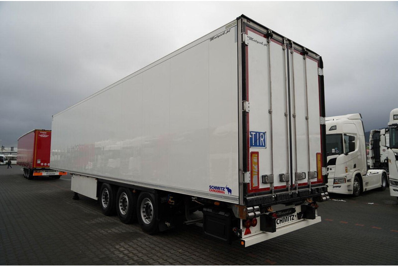 Schmitz Cargobull CHŁODNIA / THERMO KING / HAKÓWKA / OŚ PODNOSZONA / KOSZ NA PALE - Полуприцеп-рефрижератор: фото 3 Schmitz Cargobull CHŁODNIA / THERMO KING / HAKÓWKA / OŚ PODNOSZONA / KOSZ NA PALE - Полуприцеп-рефрижератор: фото 3
