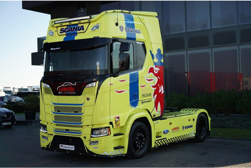 Scania S 520 / V8 / RETARDER / I-PARK COOL / FULL AIRMATIC / SKÓRY / - Тягач: фото 2 Scania S 520 / V8 / RETARDER / I-PARK COOL / FULL AIRMATIC / SKÓRY / - Тягач: фото 2