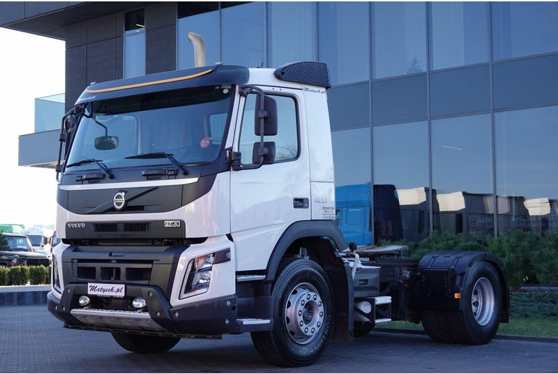 Volvo FMX 420 / 13 LITROWY / NISKA KABINA / SPROWADZONY / EURO 6 - Тягач: фото 5 Volvo FMX 420 / 13 LITROWY / NISKA KABINA / SPROWADZONY / EURO 6 - Тягач: фото 5