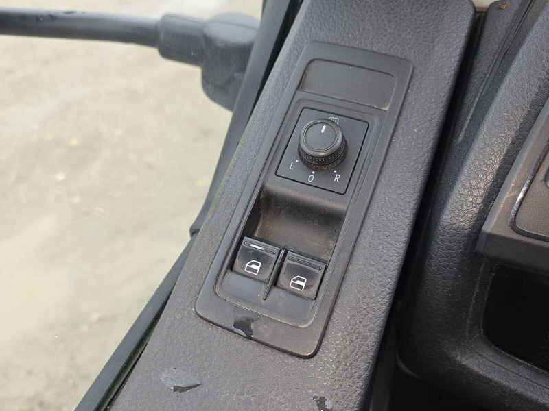 Фургон с закрытым кузовом Volkswagen T6 2,0 TDi - Koffer + LBW: фото 18