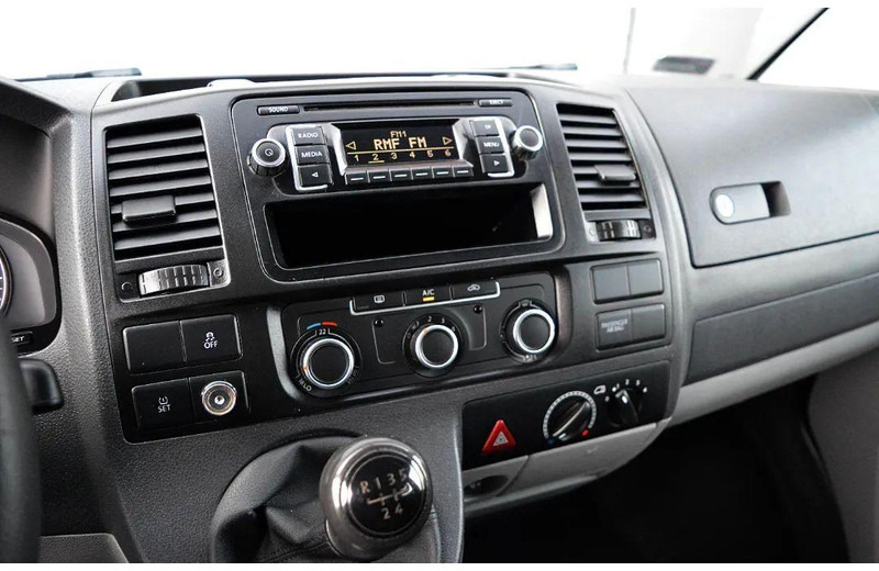 Микроавтобус, Пассажирский фургон Volkswagen Transporter T5 Brygadówka, Osobowy, 9-miejsc, Jeden Właściciel,: фото 16 Микроавтобус, Пассажирский фургон Volkswagen Transporter T5 Brygadówka, Osobowy, 9-miejsc, Jeden Właściciel,: фото 16