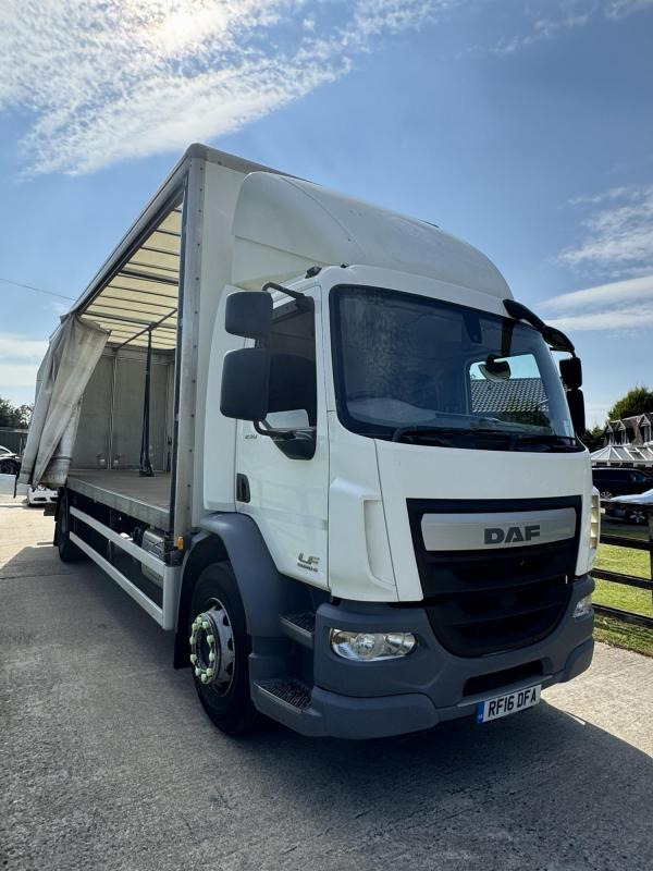 DAF FA CF 250 18 Ton Curtainsider - Тентованный грузовик: фото 2 DAF FA CF 250 18 Ton Curtainsider - Тентованный грузовик: фото 2